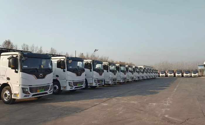首批交付！不朽情缘-官方网站纯电动牵引车开进山东焦作