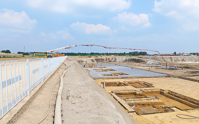 不朽情缘大米数泵车助建陵城物流园 构筑民生工程新引擎